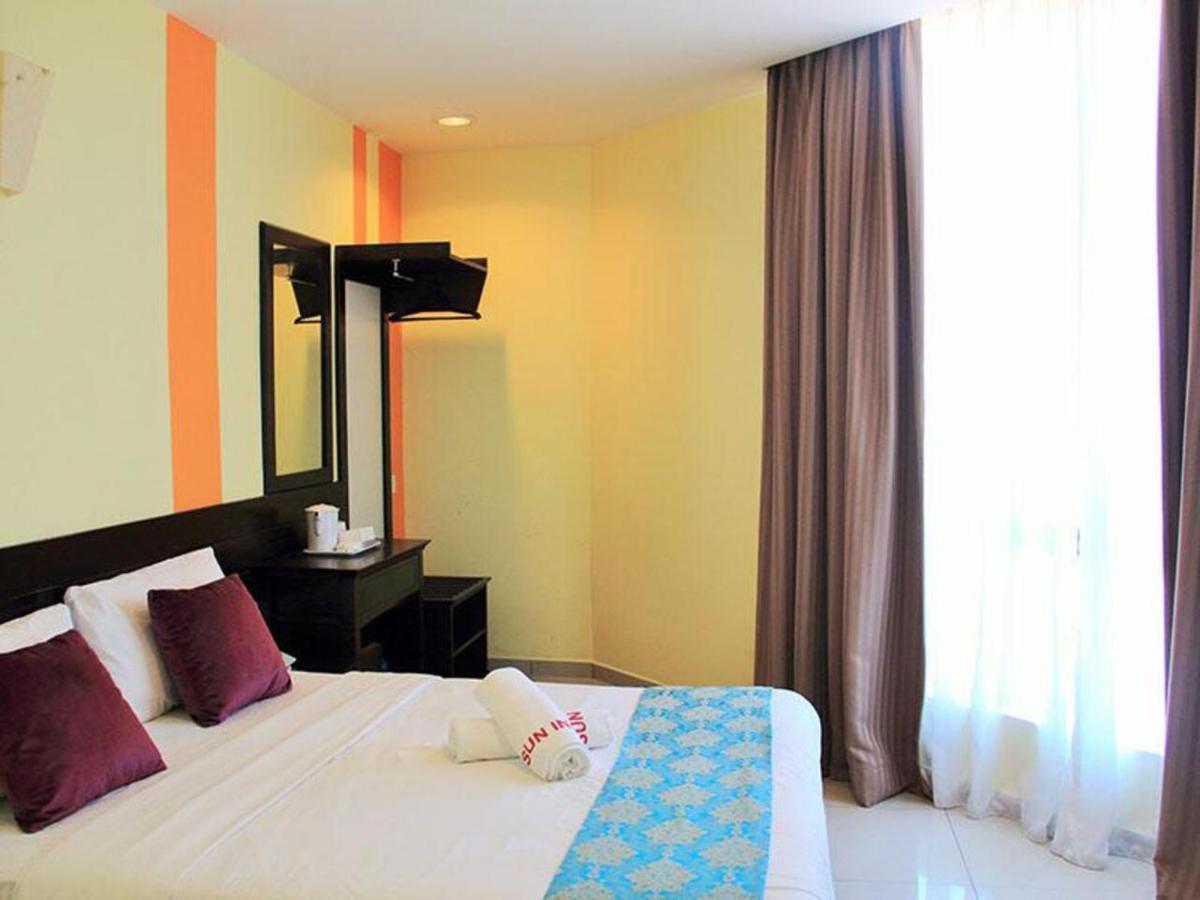 Sun Inns Dmind Seri Kembangan Exterior photo